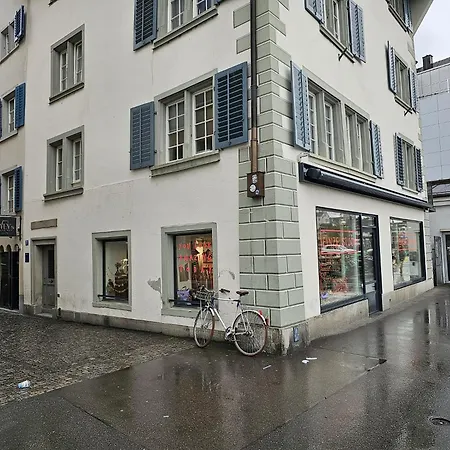 Apartment Hitrental Limmatquai Zurich